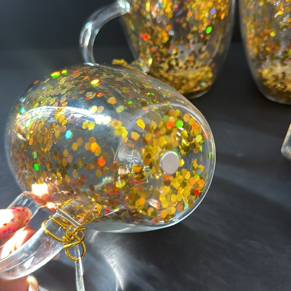 Gold Giltter 4 Piece Mug Set - Picture 12 of 16